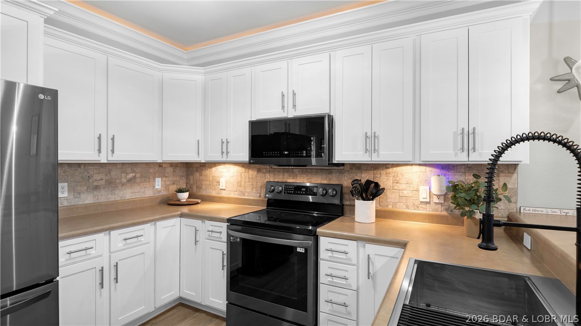 1205 Lands End Parkway 536