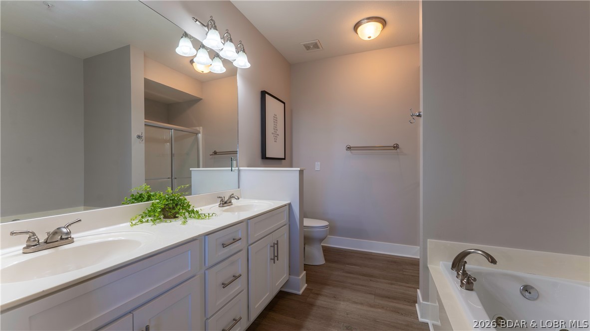 1205 Lands End Parkway 536