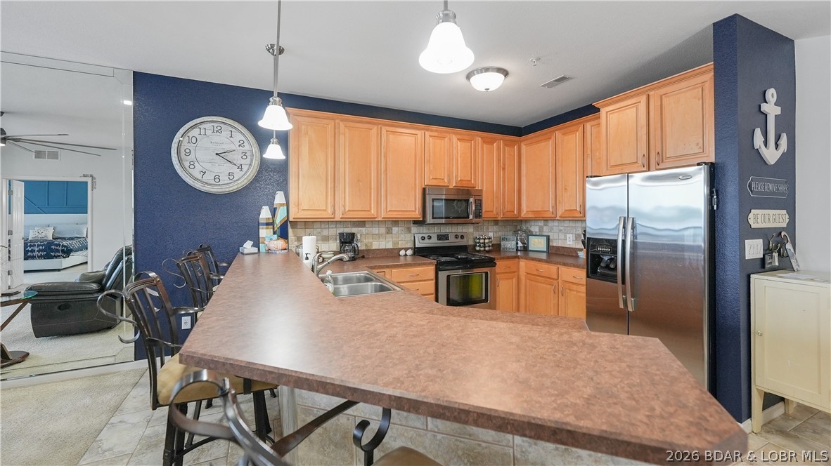 1210 Lands End Parkway 314