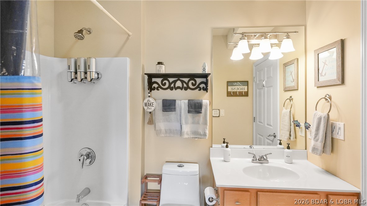 1210 Lands End Parkway 314