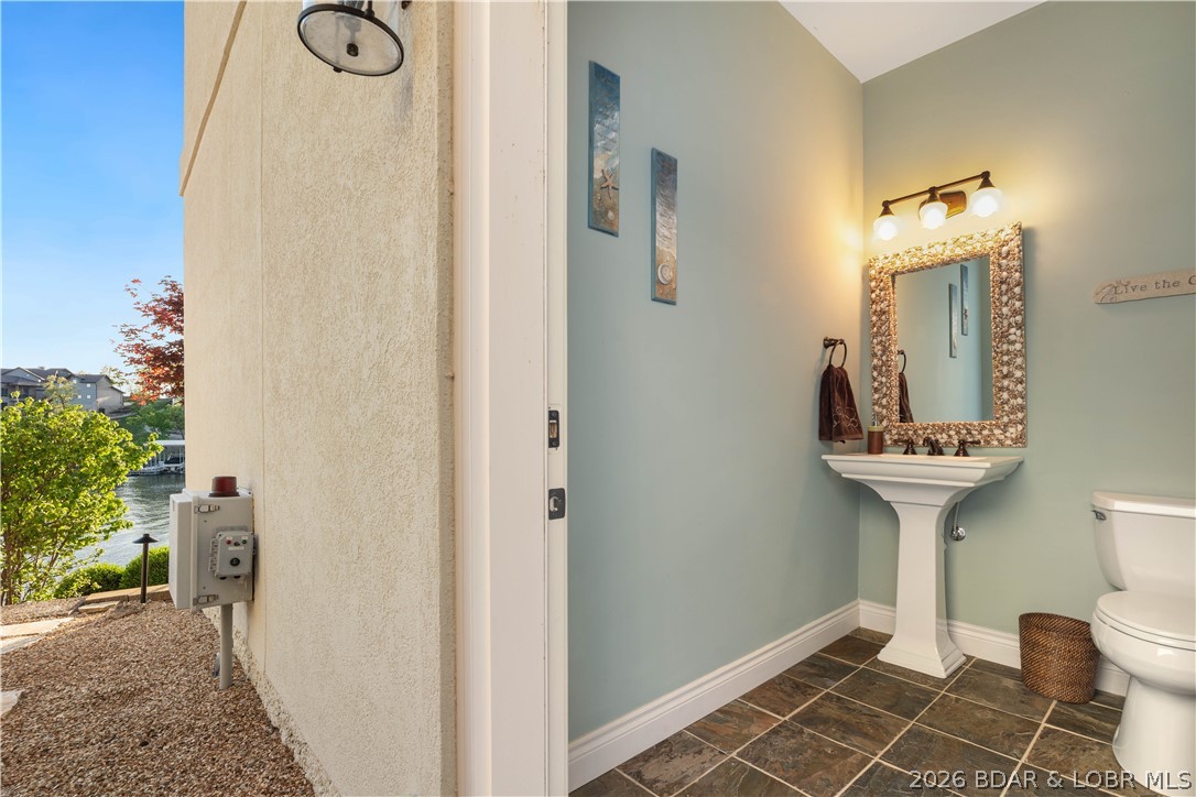 1040 Brookhaven Lane