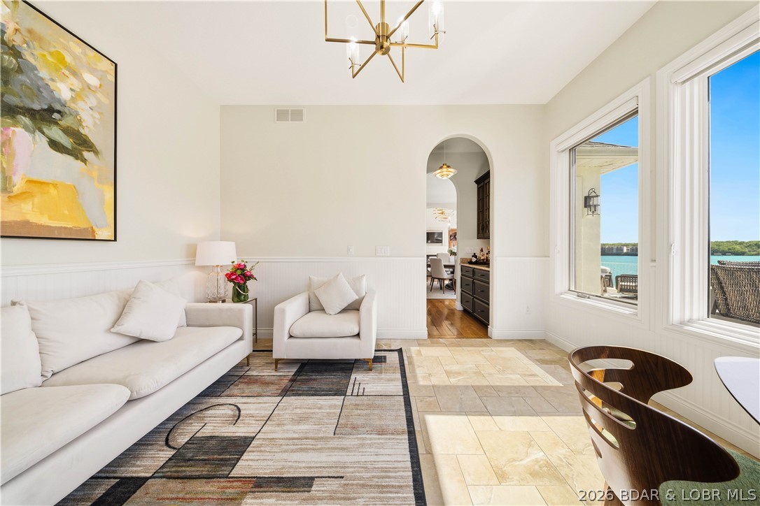 1040 Brookhaven Lane