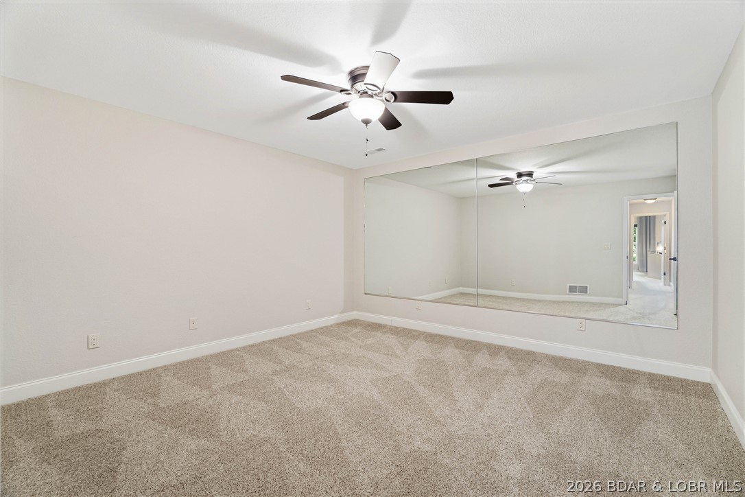 768 Resplander Way