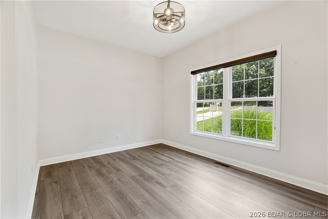 768 Resplander Way