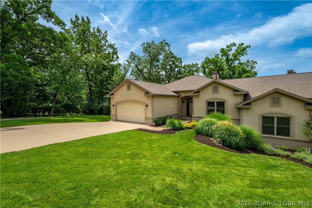 768 Resplander Way