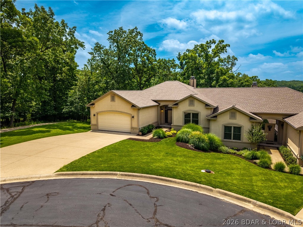 768 Resplander Way
