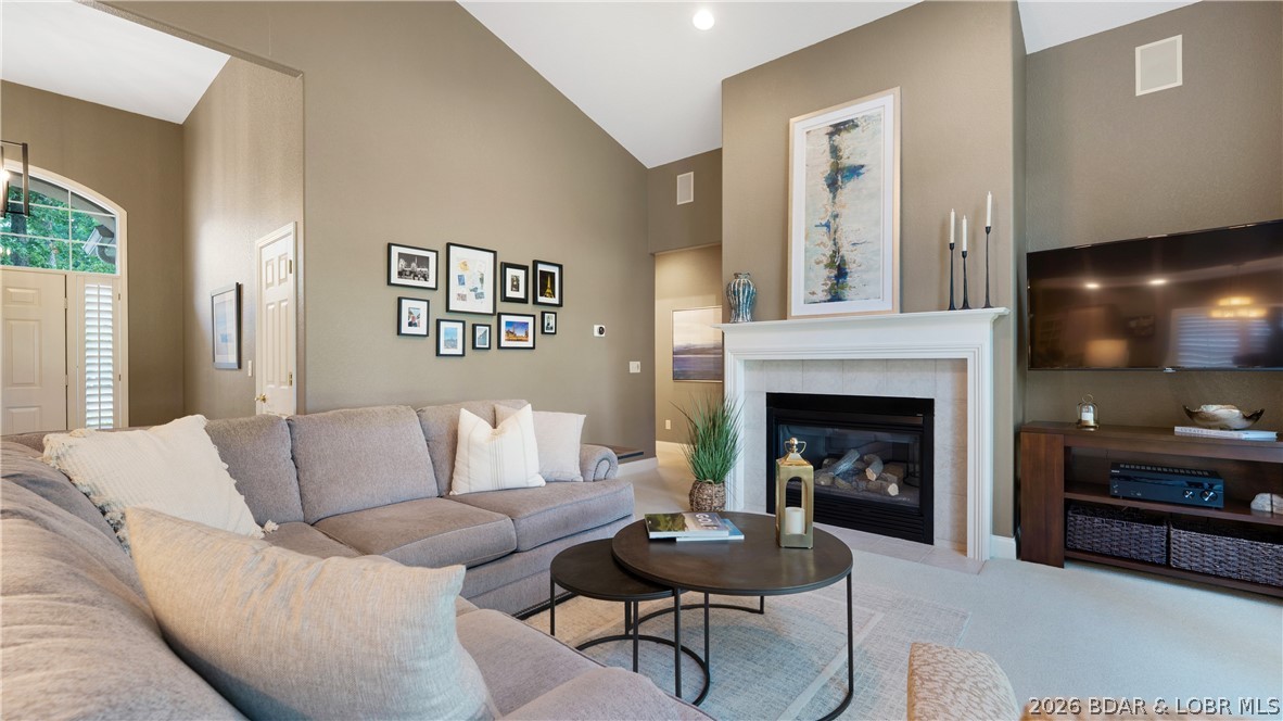 12 Southshore Place