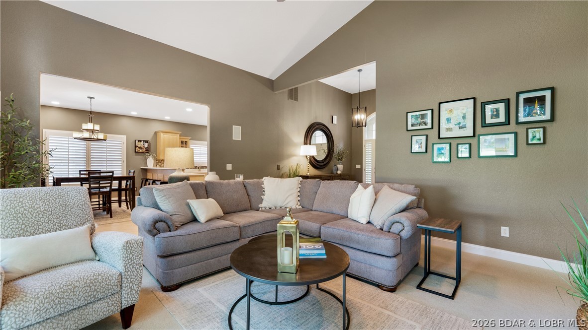 12 Southshore Place