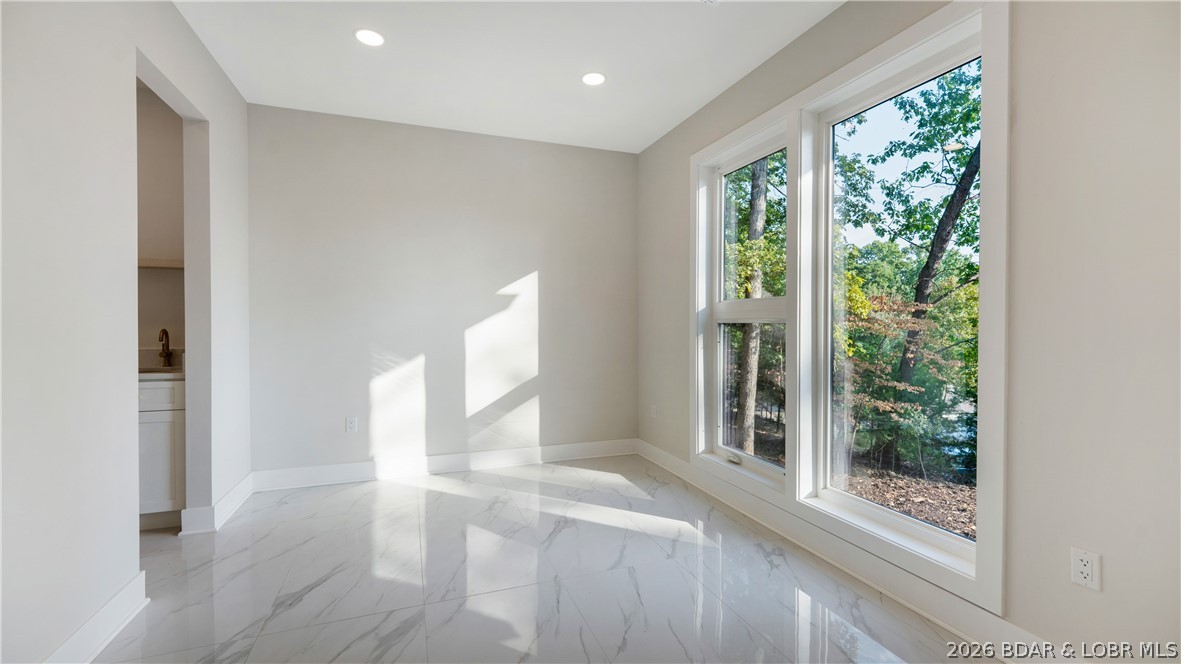 1521 Via Appia Drive
