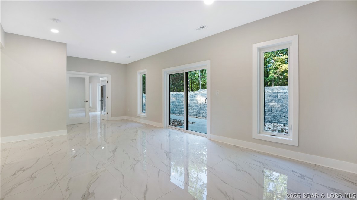 1521 Via Appia Drive