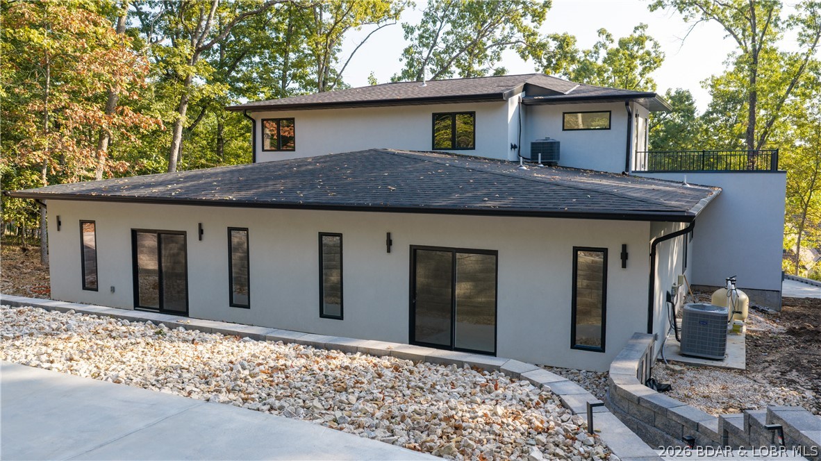 1521 Via Appia Drive