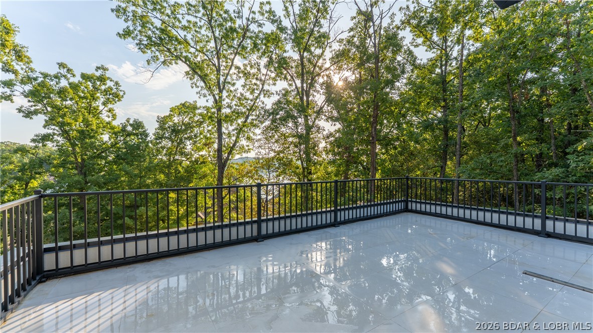 1521 Via Appia Drive