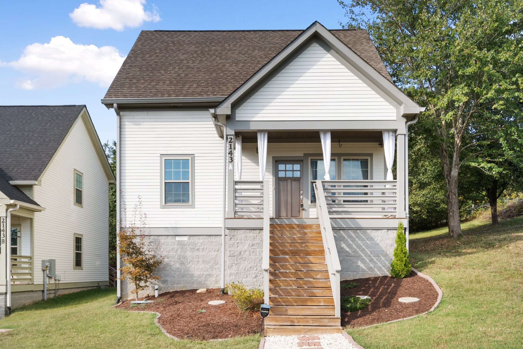 2143 Bell St Unit: A