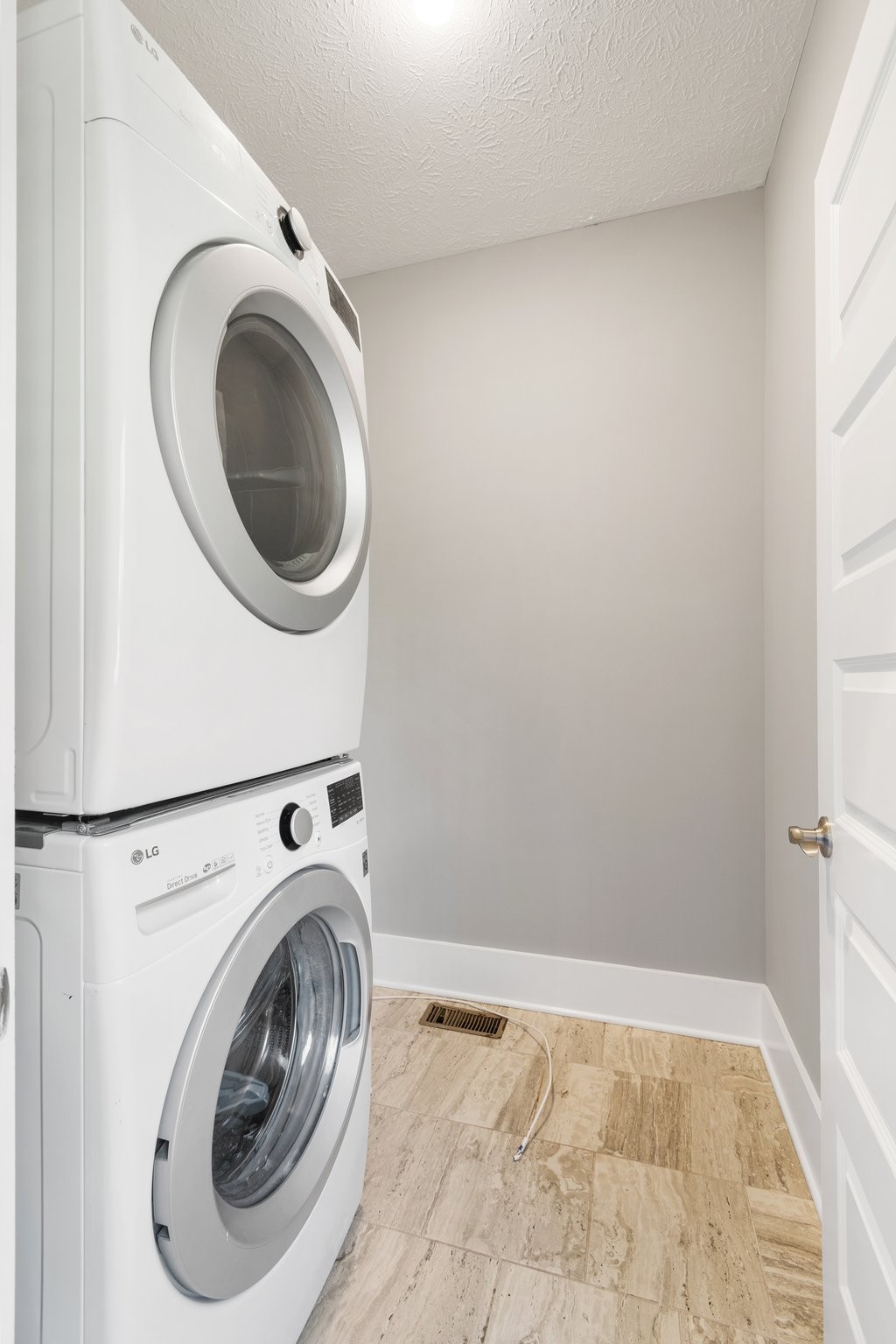 2143 Bell St Unit: A