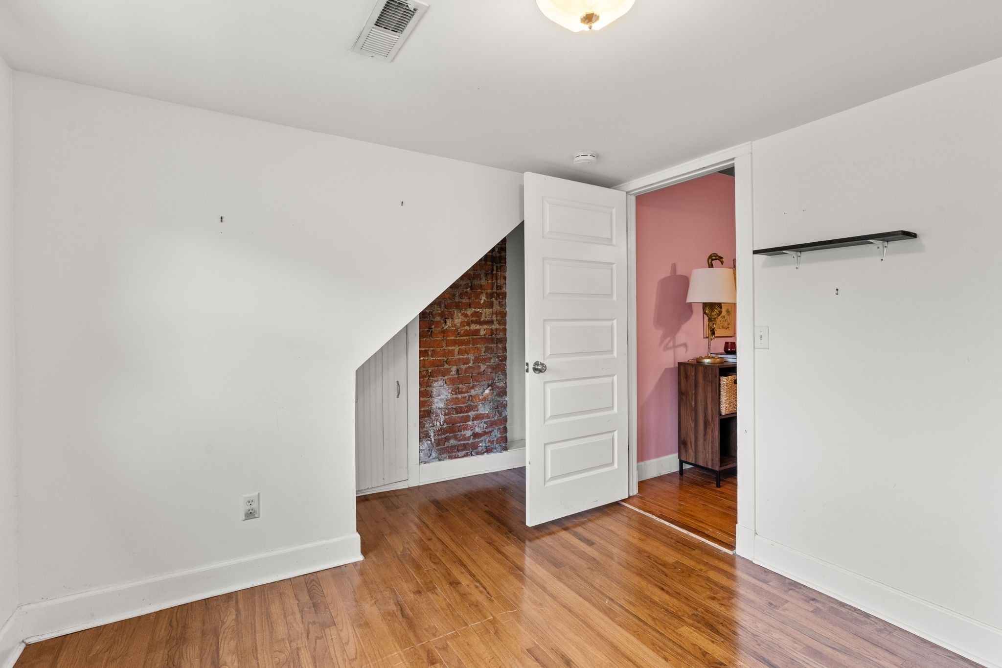 1027 Chicamauga Ave