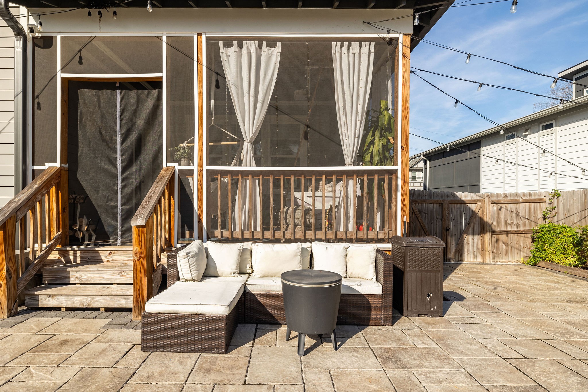 1210 Keller Ave Unit: B