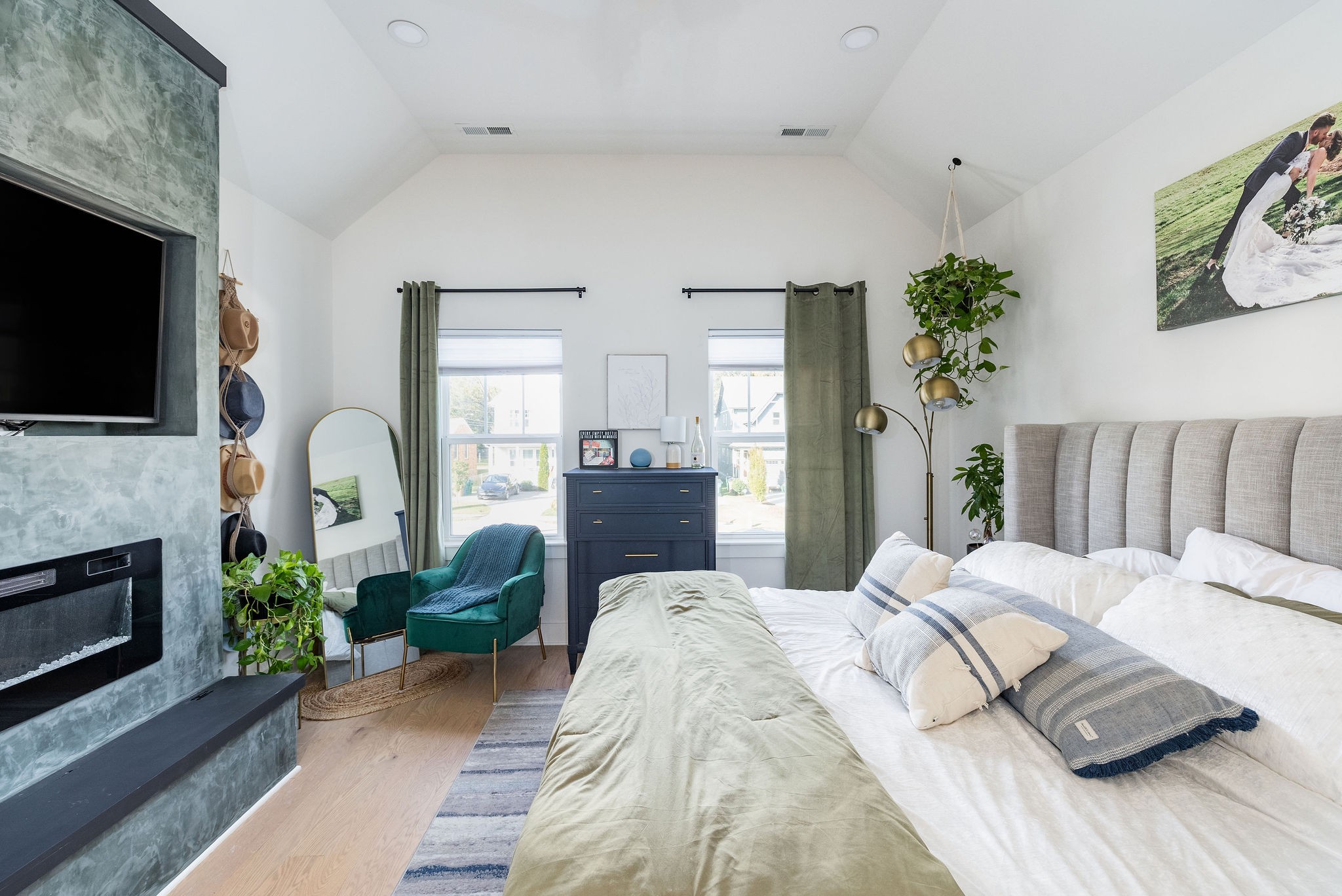 1210 Keller Ave Unit: B