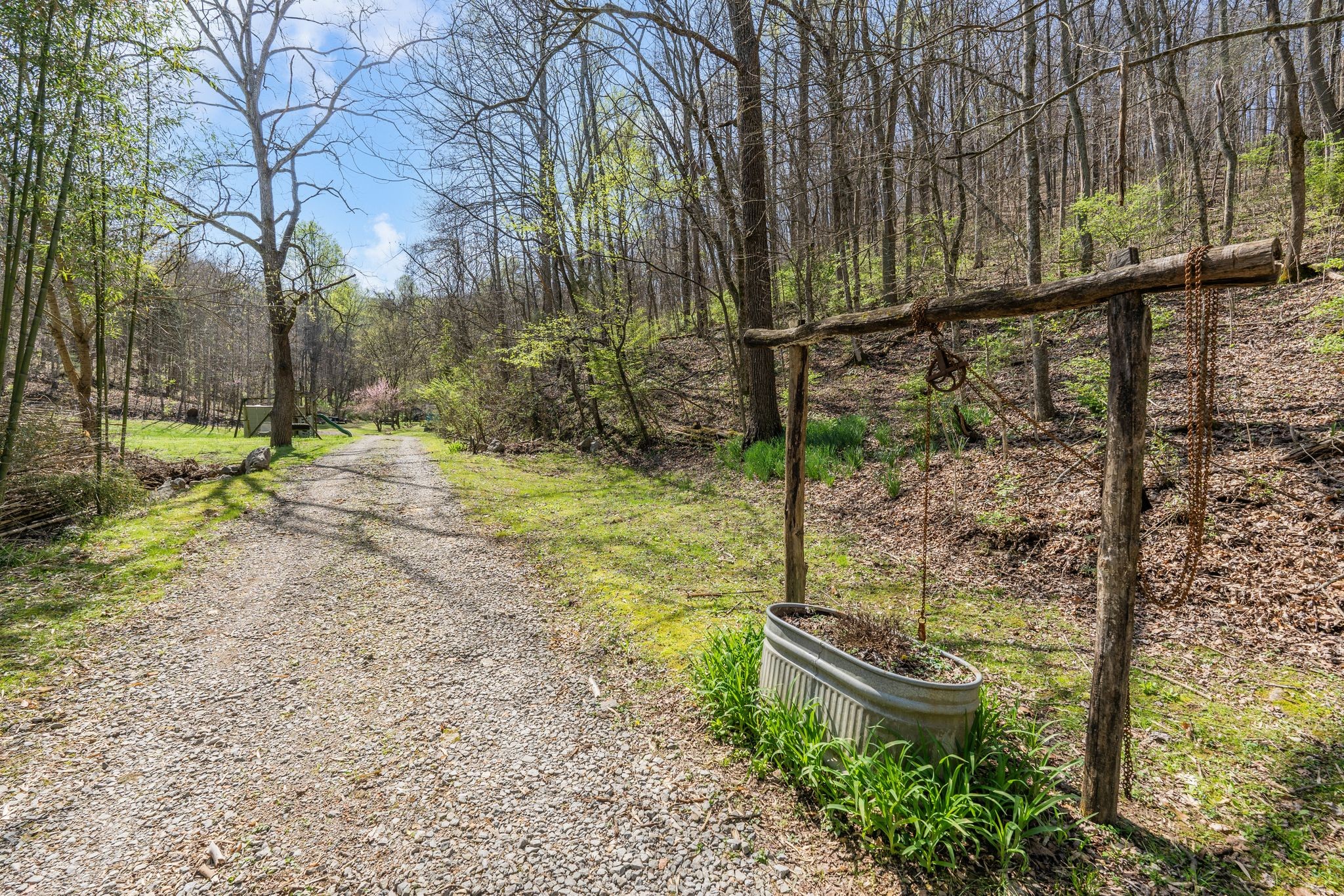 4897 Sulphur Creek Rd