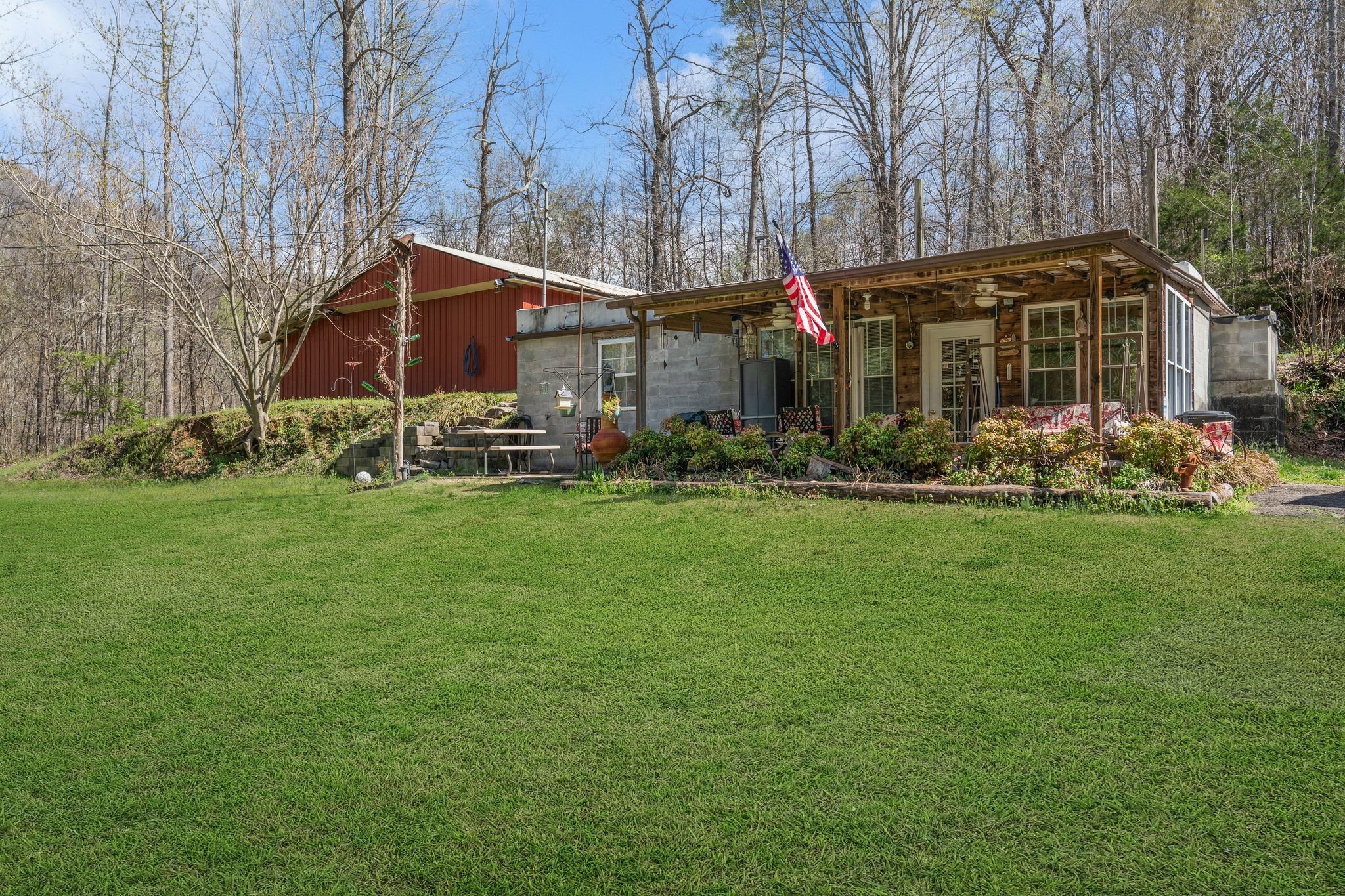 4897 Sulphur Creek Rd