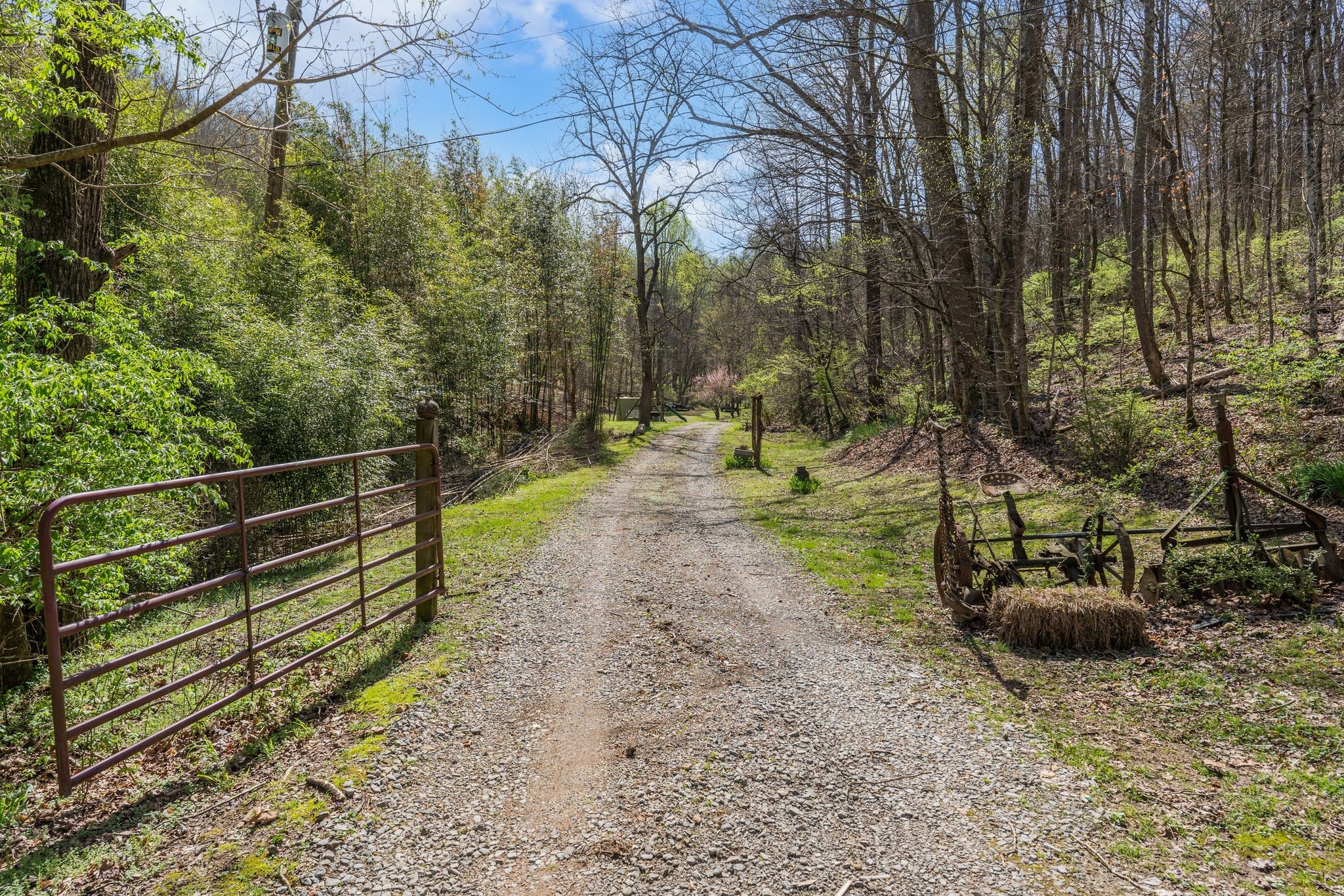 4897 Sulphur Creek Rd