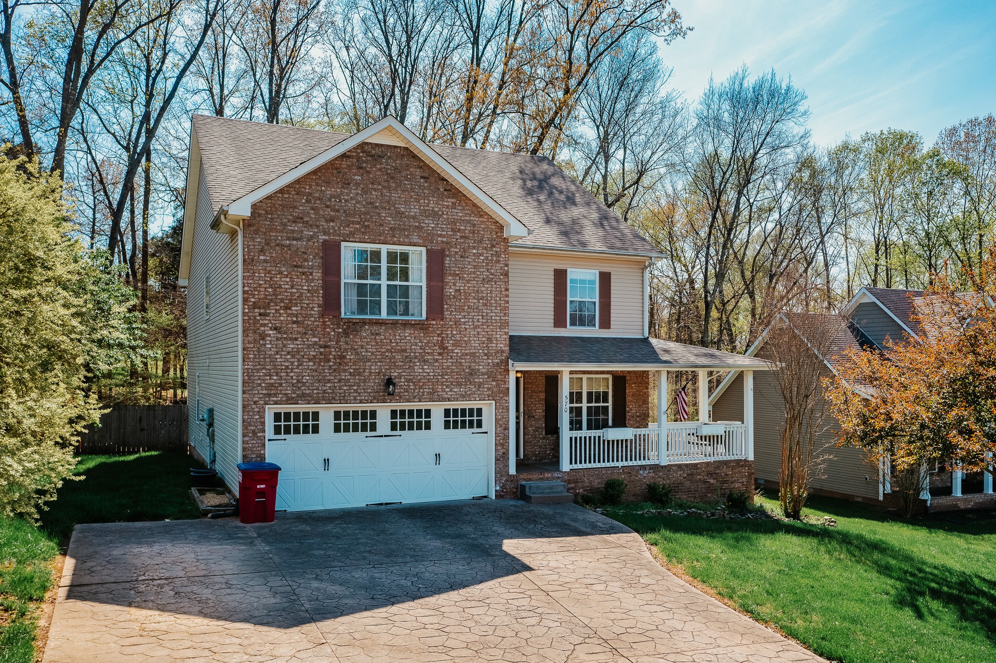 570 Winding Bluff Way