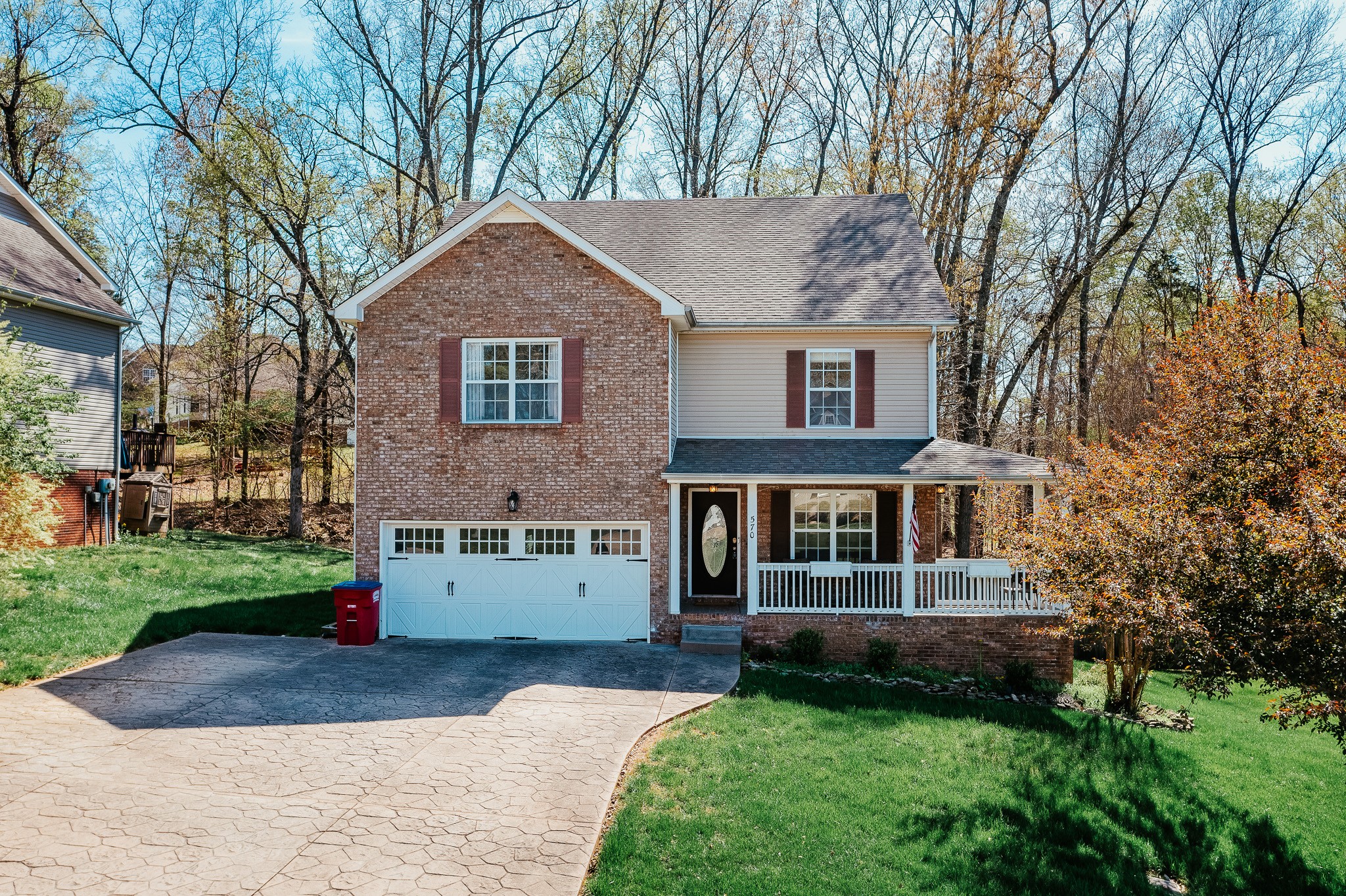 570 Winding Bluff Way