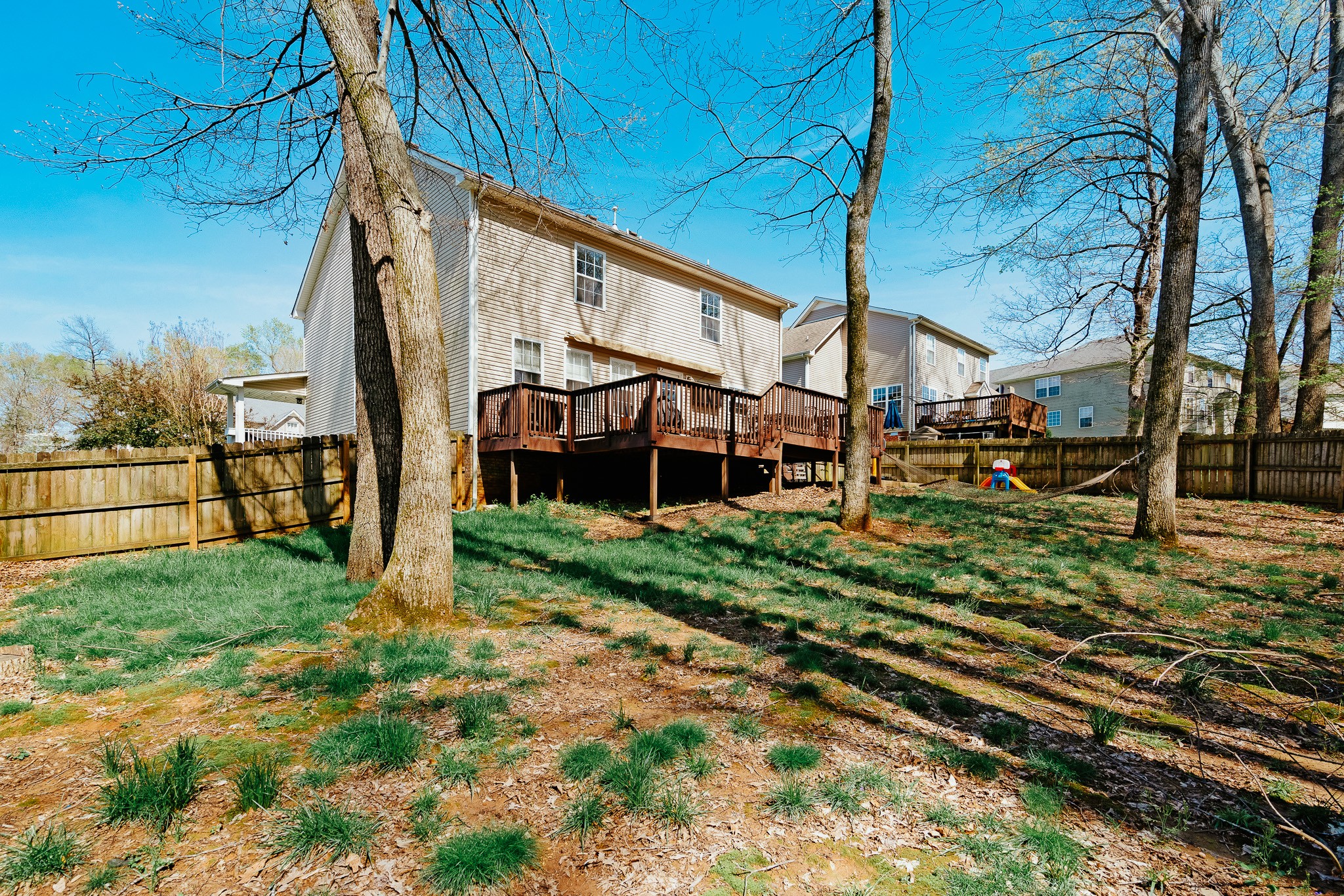 570 Winding Bluff Way