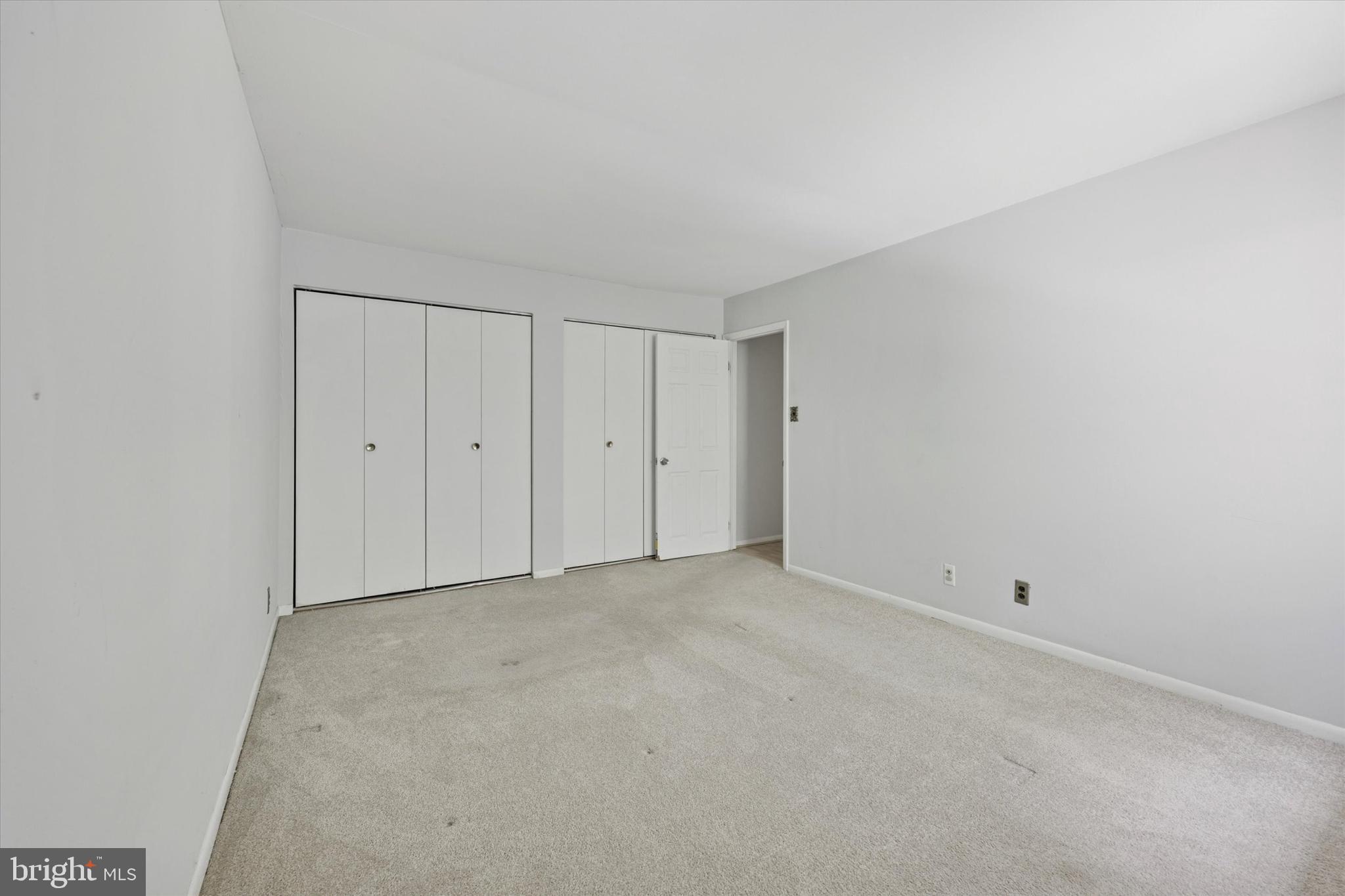 115 E KINGS HIGHWAY 444