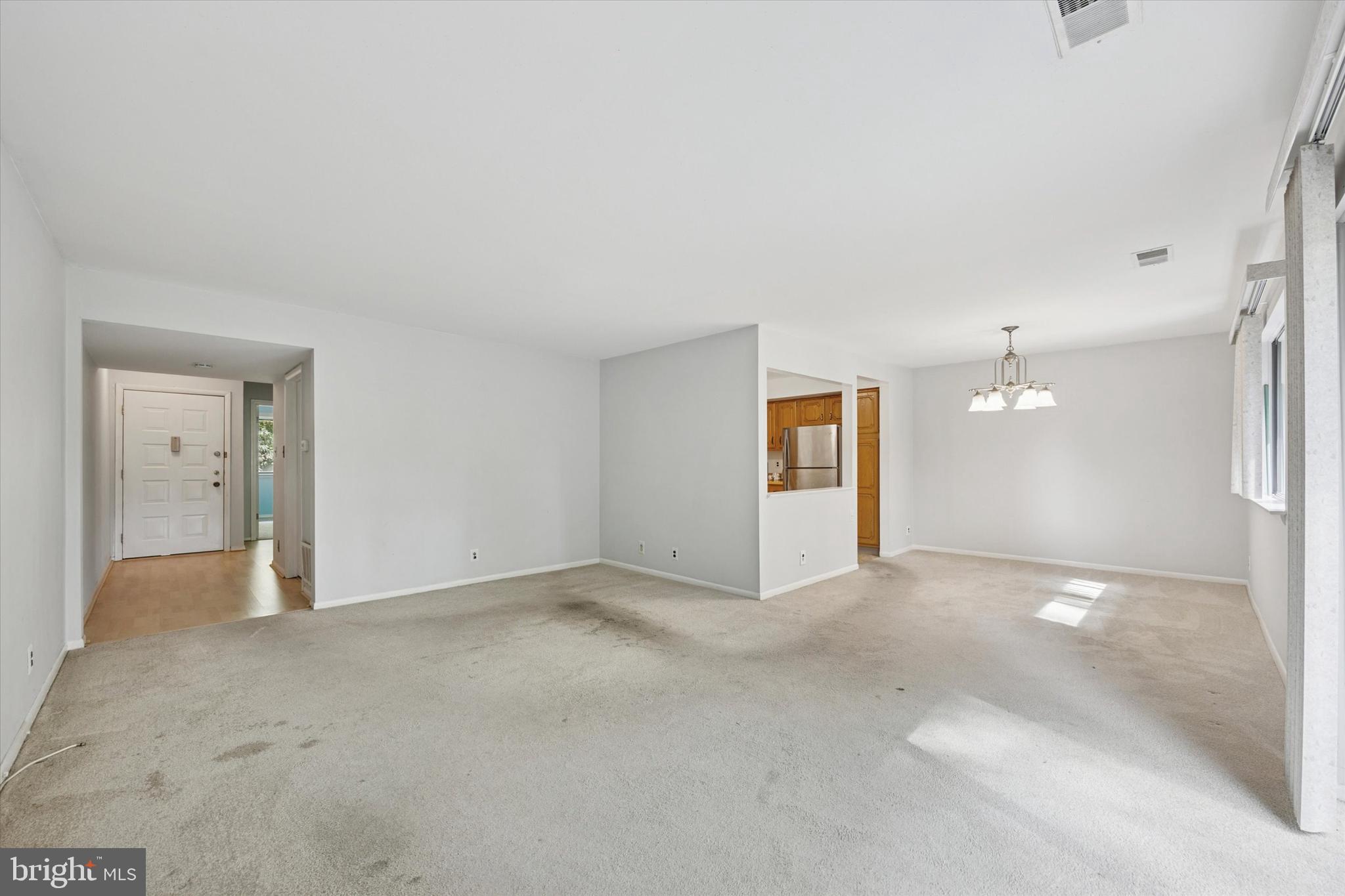 115 E KINGS HIGHWAY 444