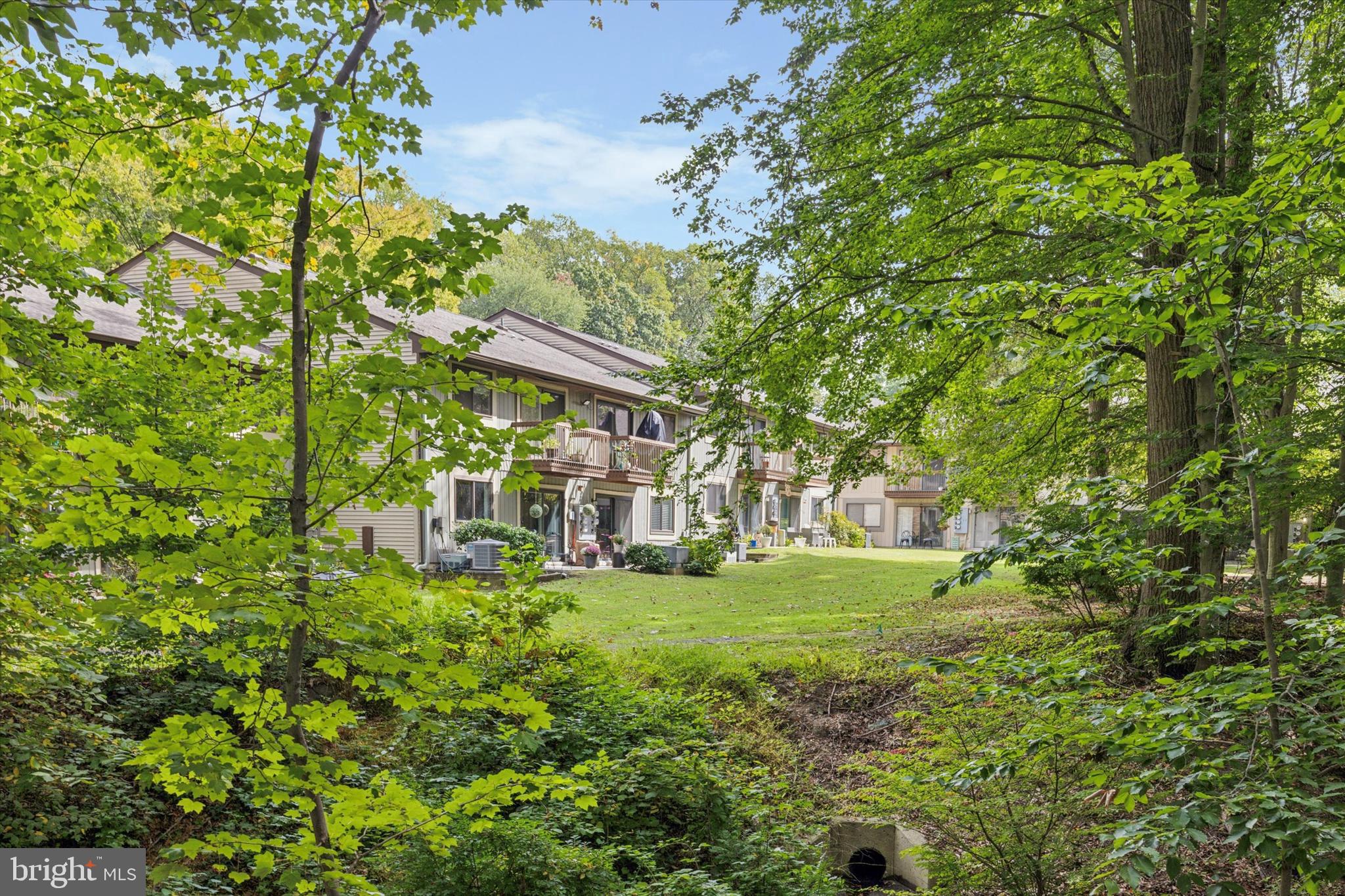 115 E KINGS HIGHWAY 444