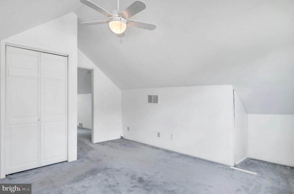 506 THOMAS AVENUE