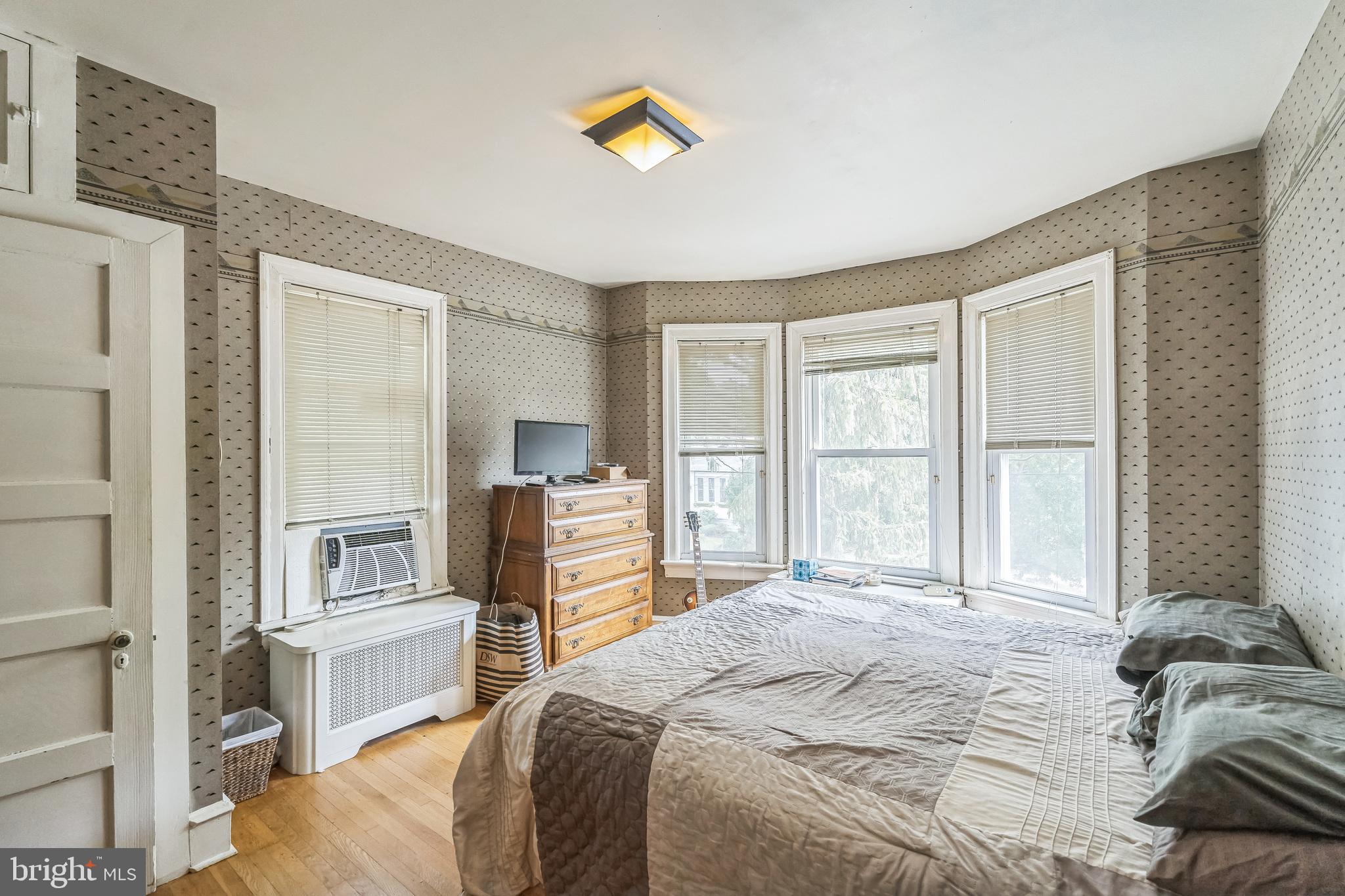 201 E MADISON AVENUE