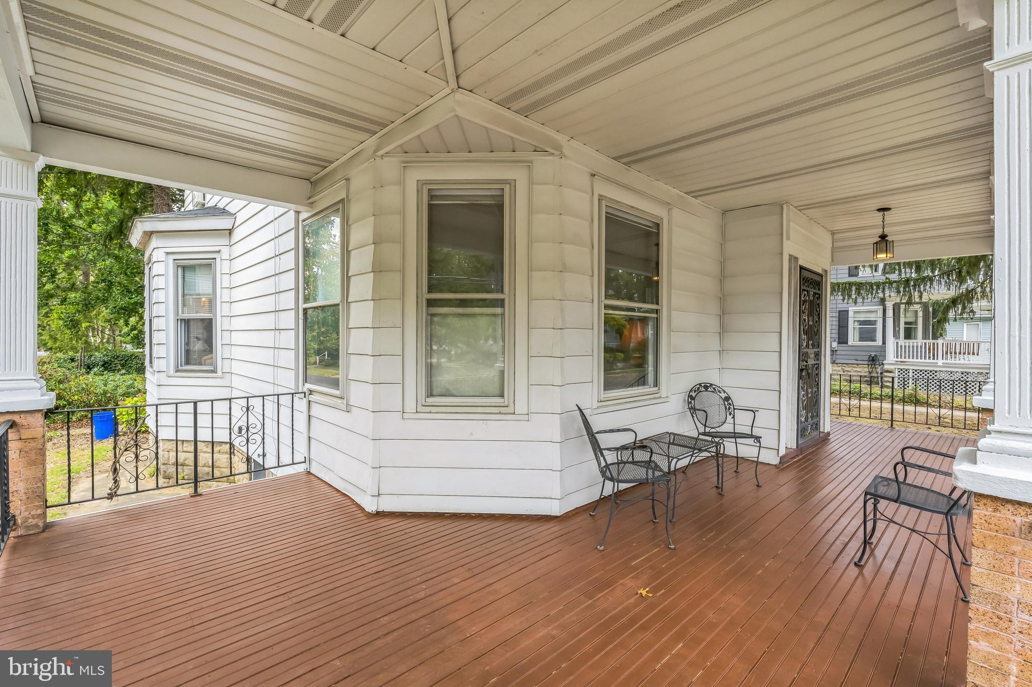 201 E MADISON AVENUE