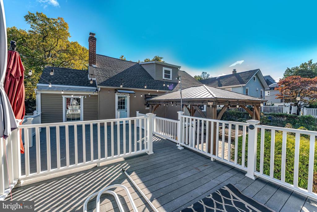 519 CEDAR AVENUE