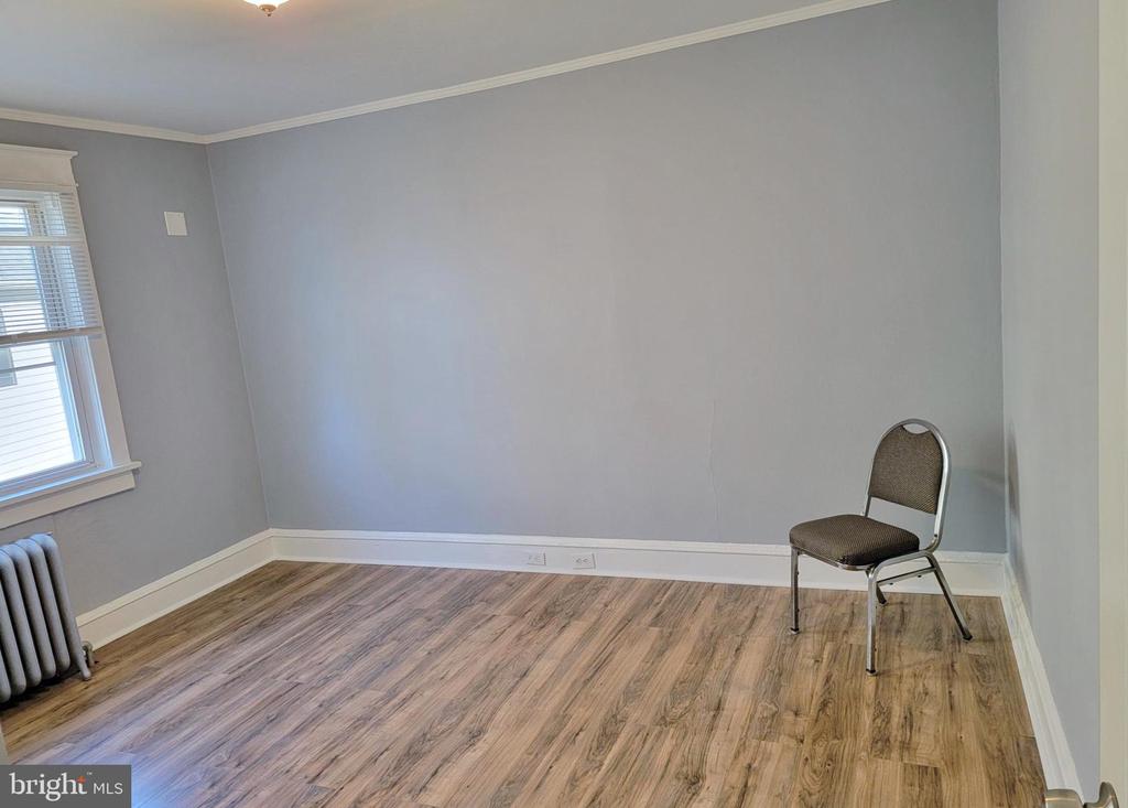 184 KENDALL BOULEVARD 1ST FLOOR