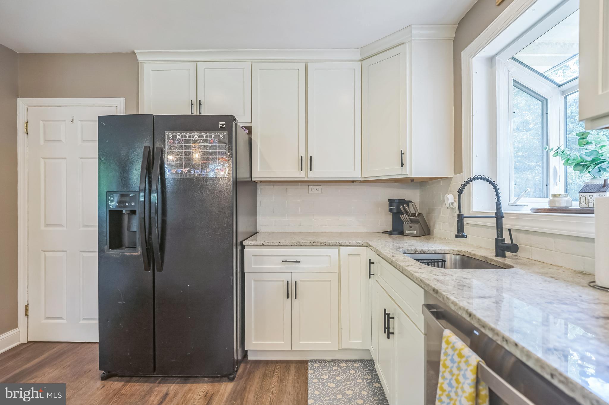 216 N BROOKFIELD ROAD