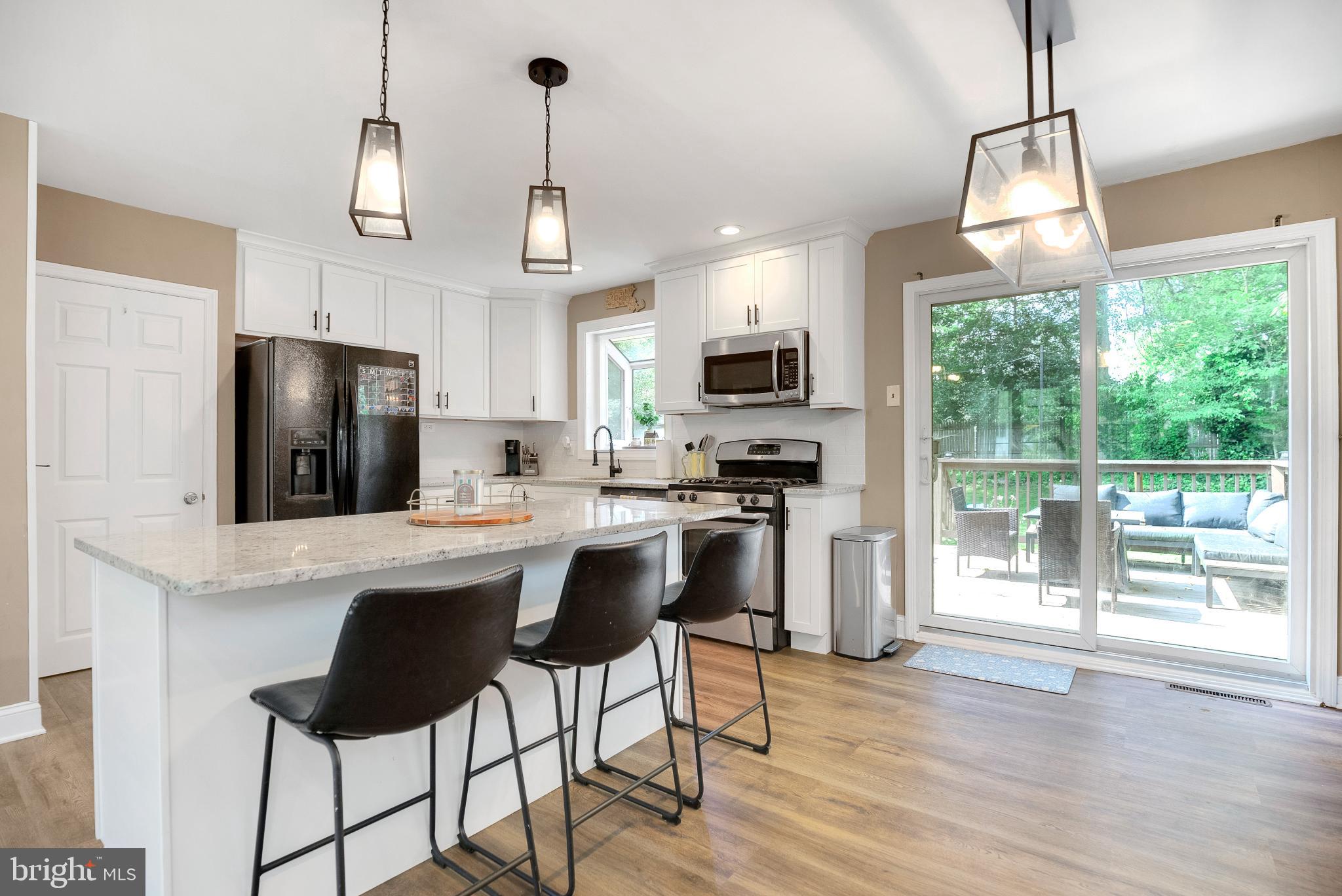 216 N BROOKFIELD ROAD