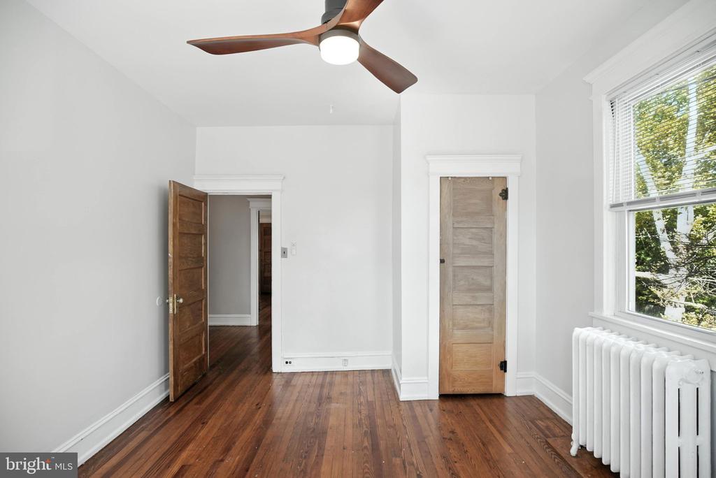 951 PARK AVENUE