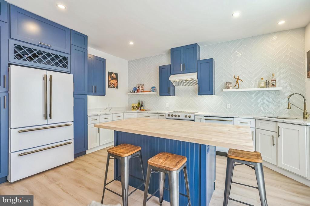 504 RICHEY AVENUE