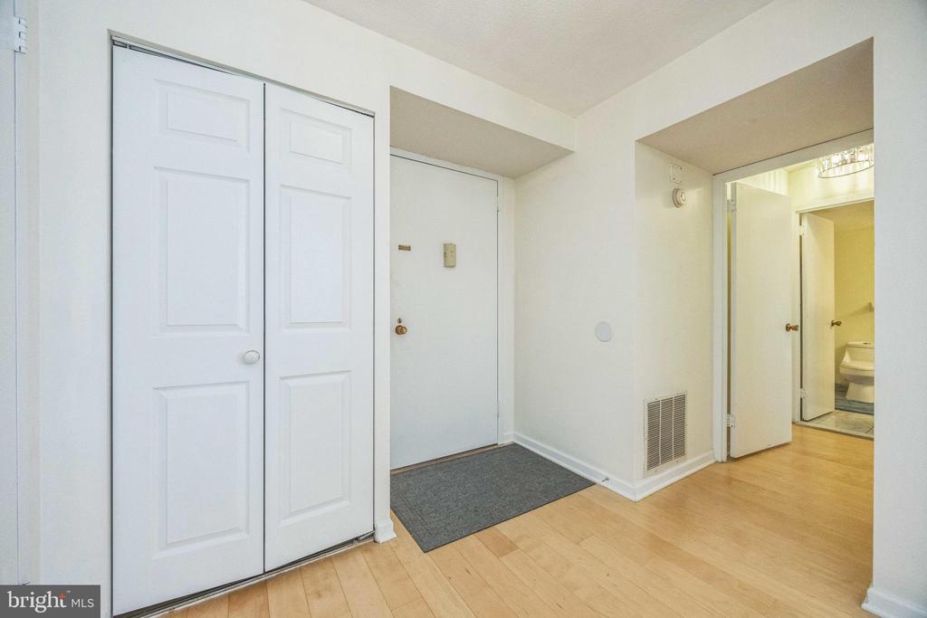 1420 LOCUST STREET 31D