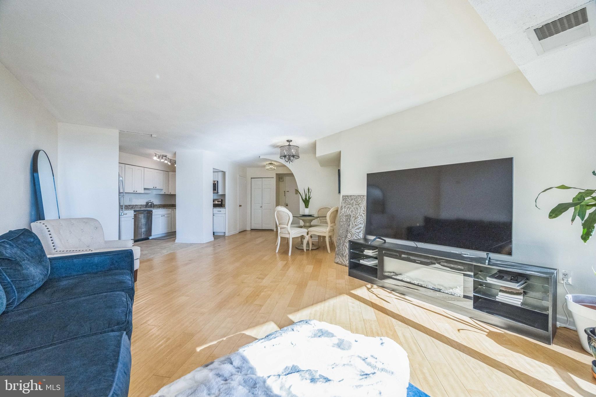 1420 LOCUST STREET 31D