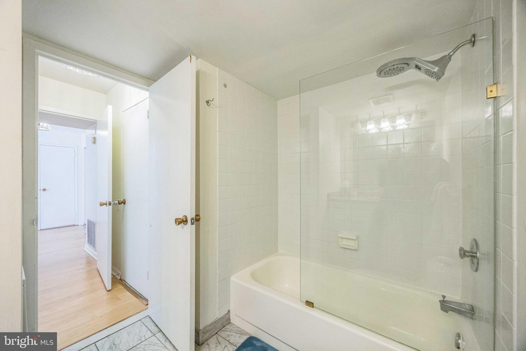 1420 LOCUST STREET 31D