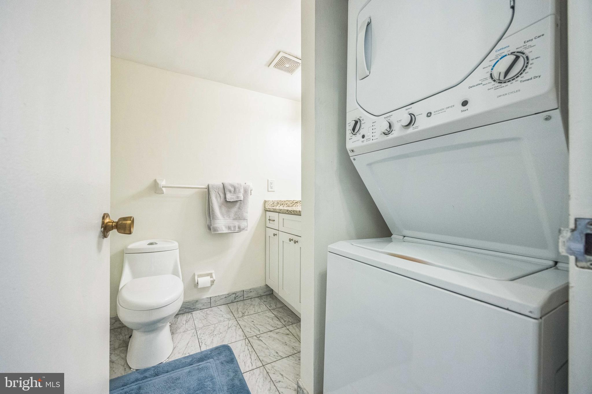 1420 LOCUST STREET 31D