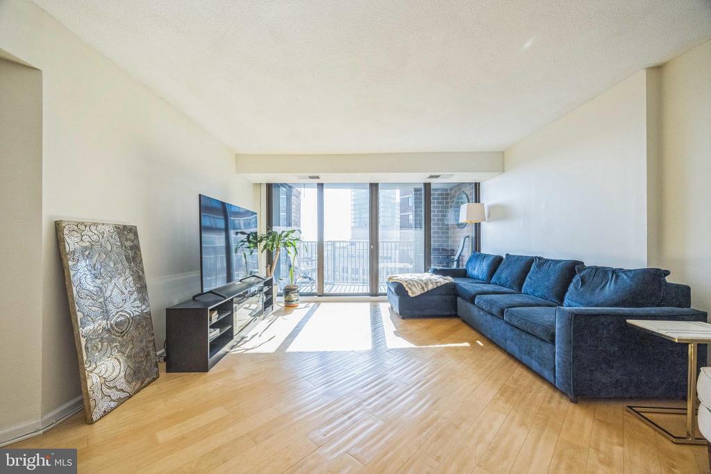 1420 LOCUST STREET 31D