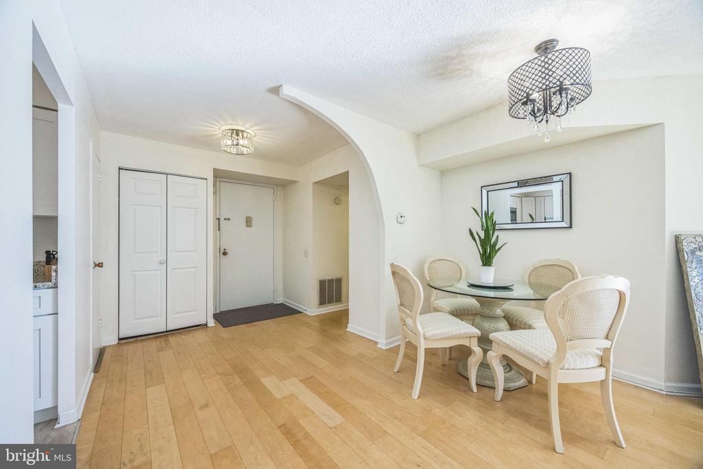 1420 LOCUST STREET 31D