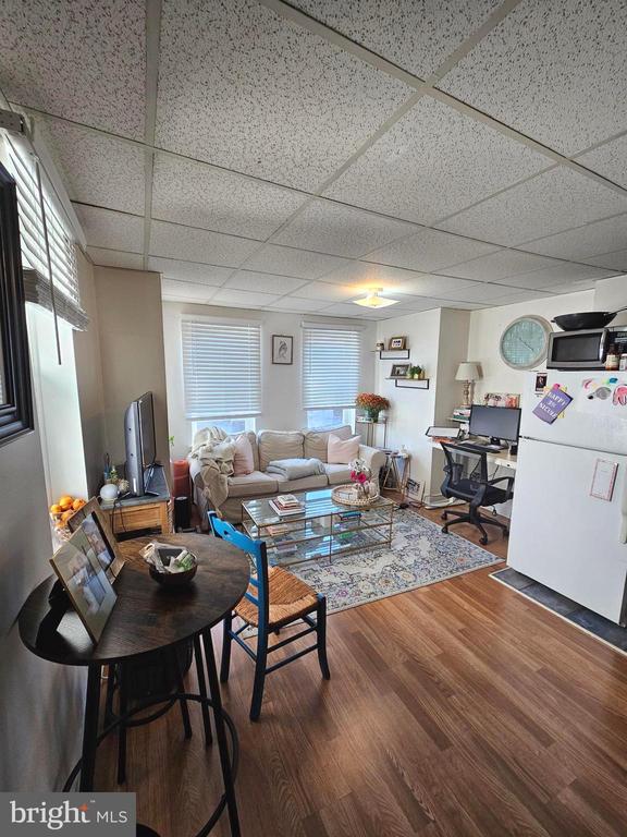 721 S 6TH STREET