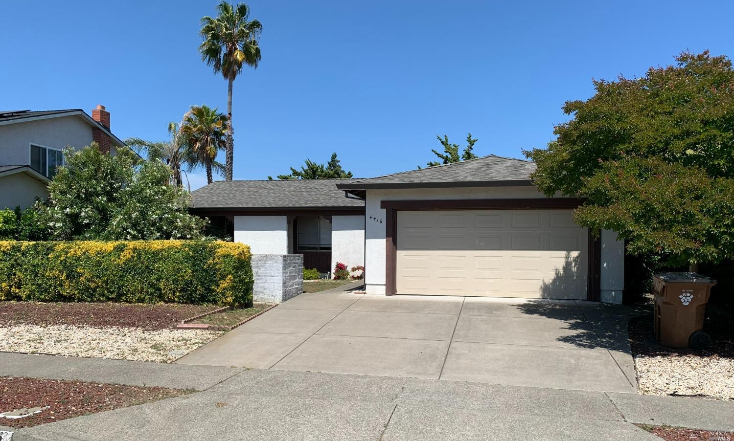 4416 Springwood Dr