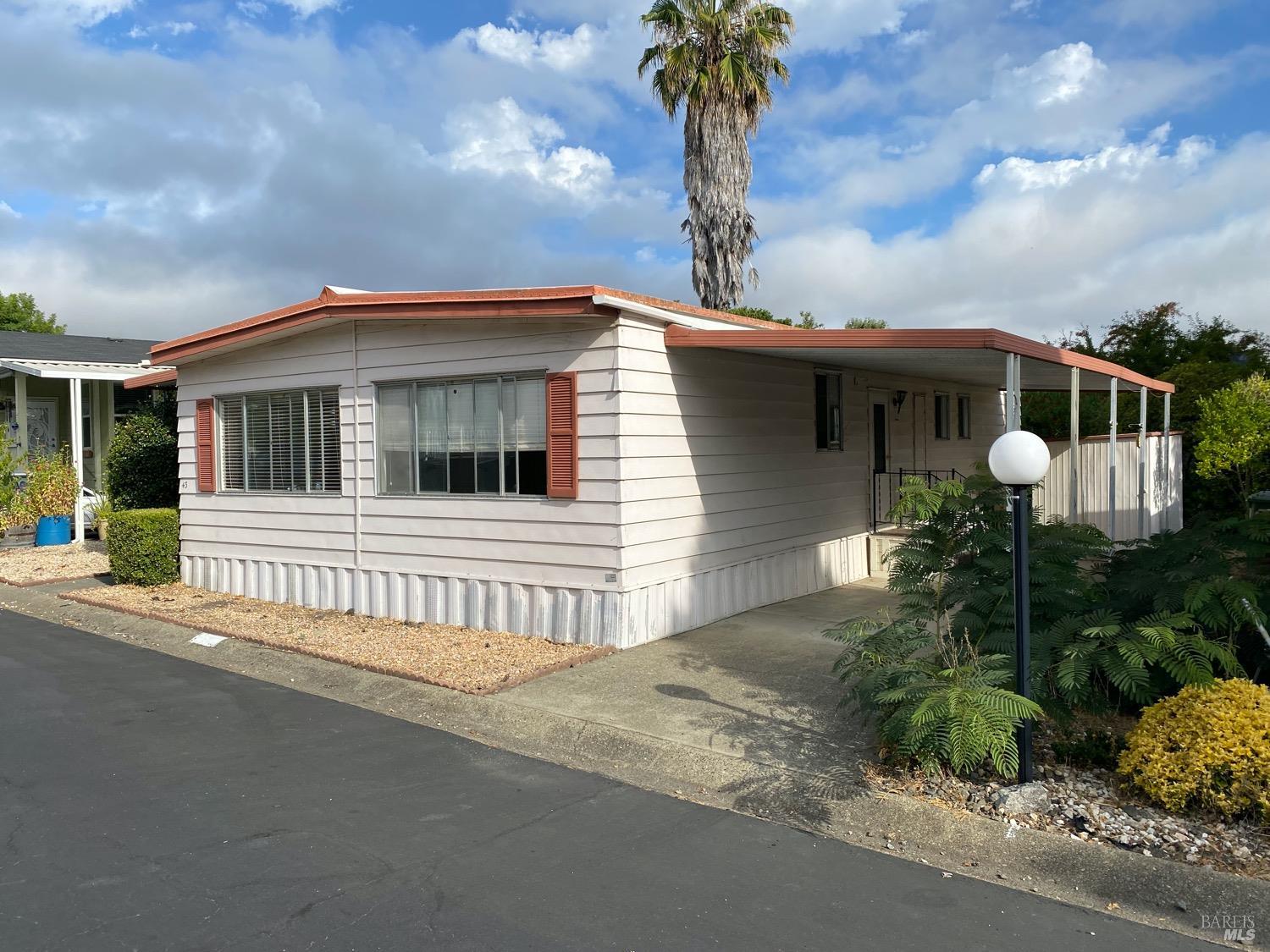 2412 Foothill Blvd #43