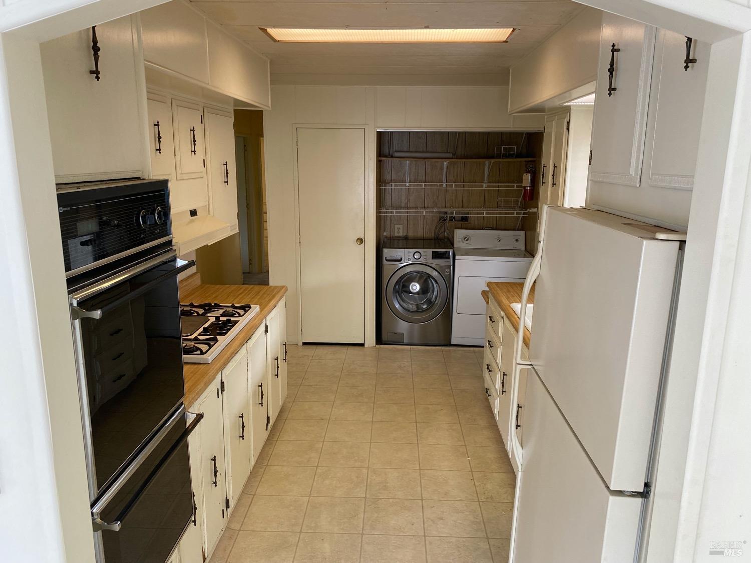 2412 Foothill Blvd #43