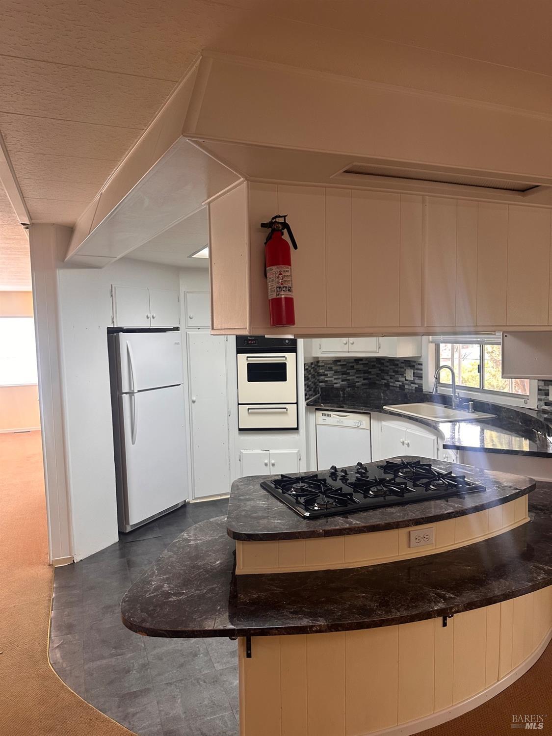 2412 Foothill Blvd #144